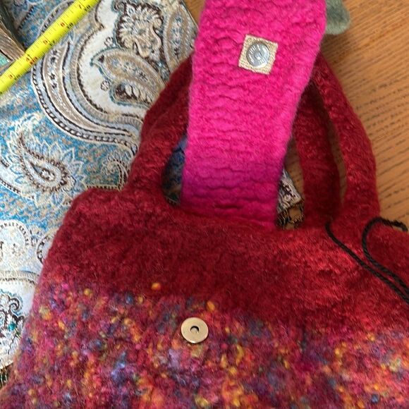 JZ Bags 100% Wool, Felted shoulder bag purse two interior pockets flower - Picture 9 of 11